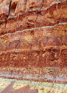 LOS MINERALES DEL SUR DE ALICANTE.