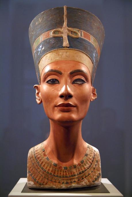 Nefertiti maquillaje cursos madrid