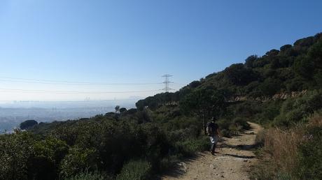 De Montcada i Reixac a Santa Coloma de Gramanet por el Turó de Can Devesa