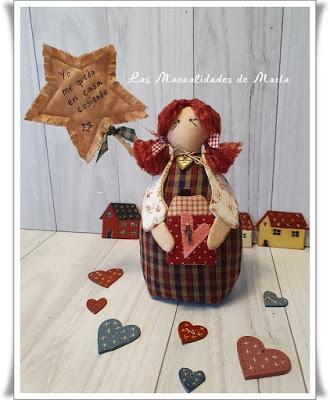 MUÑECA BEE DISEÑO DE LILY GALLARDO