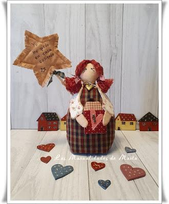 MUÑECA BEE DISEÑO DE LILY GALLARDO