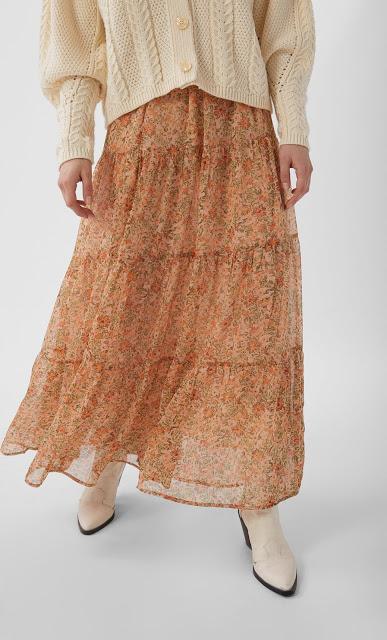 COMPRAS DE LA SEMANA; ABRIL (II).-