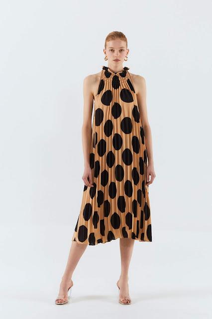 COMPRAS DE LA SEMANA; ABRIL (II).-