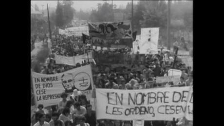 En nombre de Dios - 1987 En nombre de Dios - 1987