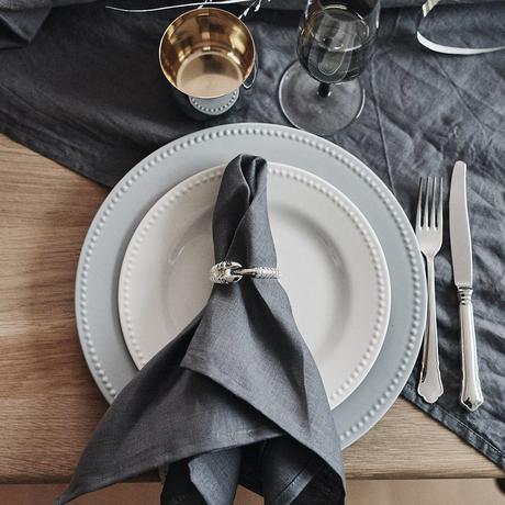 vajillas de porcelana scandinavian tableware scandinavian porcelain scandinavian plates scandinavian mugs scandinavian design porcelana nórdica nordic table nordic cuisine menaje hogar menaje cocina household items diseño nórdico diseño escandinavo design plate bowl mug  