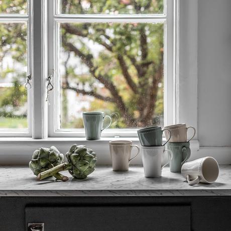 vajillas de porcelana scandinavian tableware scandinavian porcelain scandinavian plates scandinavian mugs scandinavian design porcelana nórdica nordic table nordic cuisine menaje hogar menaje cocina household items diseño nórdico diseño escandinavo design plate bowl mug  