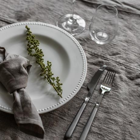 vajillas de porcelana scandinavian tableware scandinavian porcelain scandinavian plates scandinavian mugs scandinavian design porcelana nórdica nordic table nordic cuisine menaje hogar menaje cocina household items diseño nórdico diseño escandinavo design plate bowl mug  