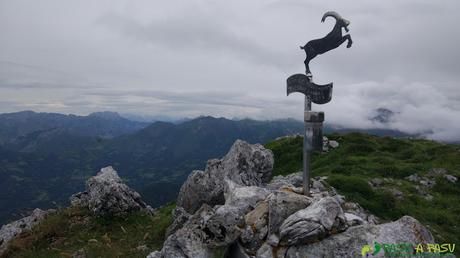 Buzón de cima en la Cabeza l'Arcu