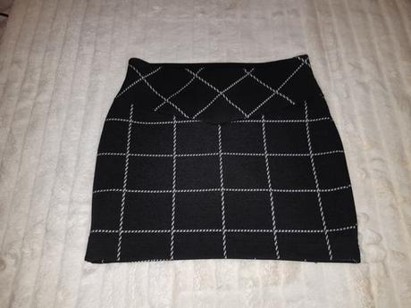 Falda Larga Cuadros Stradivarius