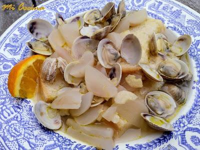 GAZPACHO PERRERO (SOPA DE ALMEJAS Y RABANOS CON NARANJAS)