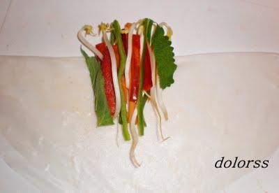 Rollitos de crudités con salsa agridulce