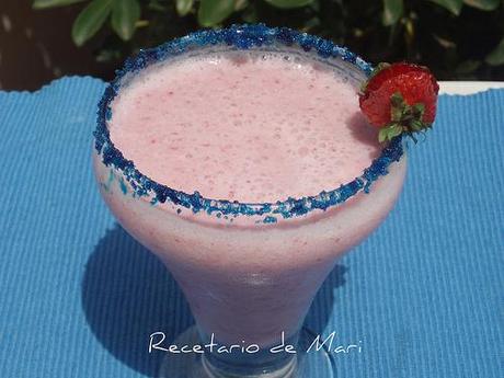 BATIDO DE MELÓN Y FRESAS