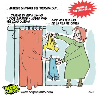 Señoras que van a morir en las  rebajas