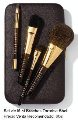 Trucos de maquillaje para mujeres con gafas