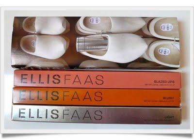 ELLIS FAAS Y SU SET PARA EL VERANO 2011. ELLIS FAAS Y SU SET PARA EL VERANO 2011.