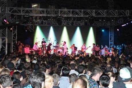 STAGE El Billabong Design For Humanity 2011 recuadó fondos para “Save The Music Fondation”