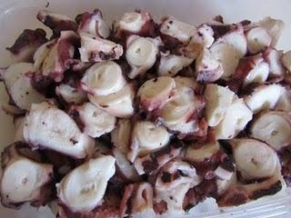 COCAS DE PULPO Y PISTO