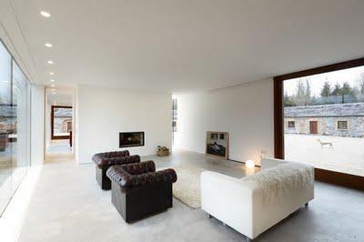 AMPLIACION MINIMALISTAS EN GRANJA