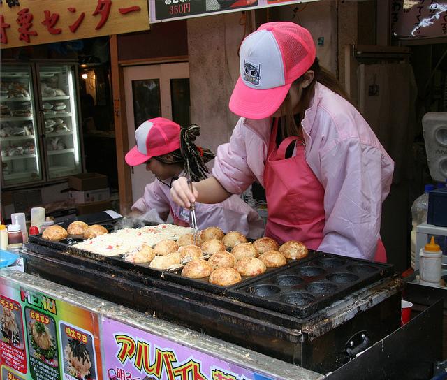 Takoyaki たこ焼き