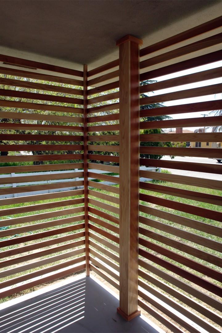 Diy: Una pared de listones de madera para el porche