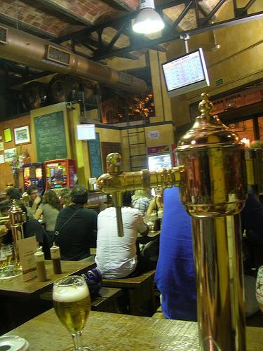 Top 10 bares Barcelona (parte 2) Petit Apolo Barcelona