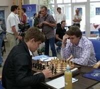 Carlsen vs Karjakin en el V Torneo de Ajedrez Regilor 2011