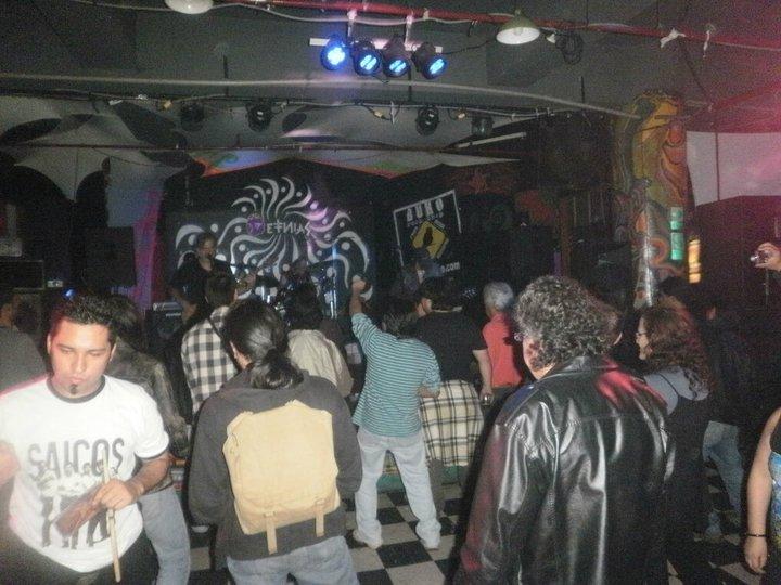 Punto Aparte en el Festival ROCK EN EL TIEMPO: Clásicos del Futuro