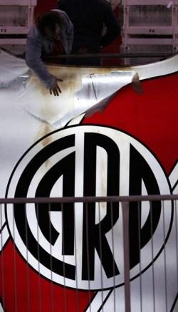 Complicado y aturdido