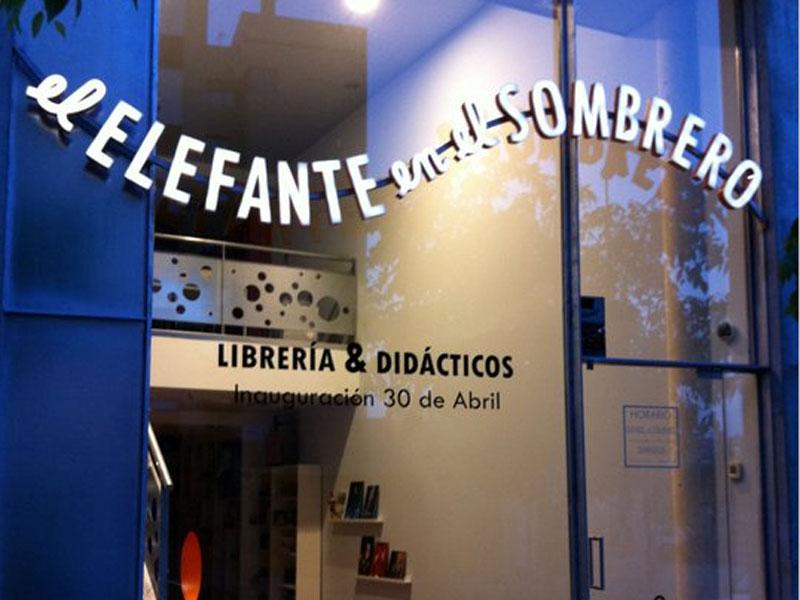 EL ELEFANTE EN EL SOMBRERO