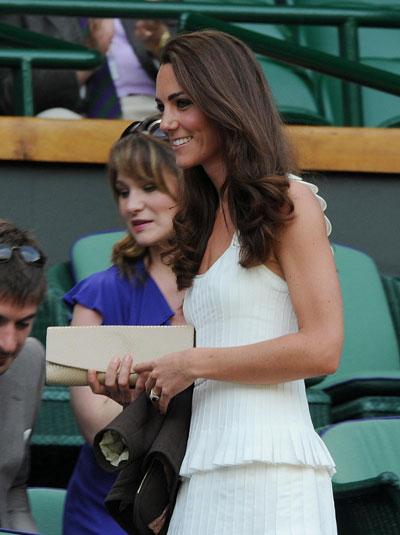 Kate Middleton, Duquesa de Cambridge, de blanco en el Torneo de Wimbledon
