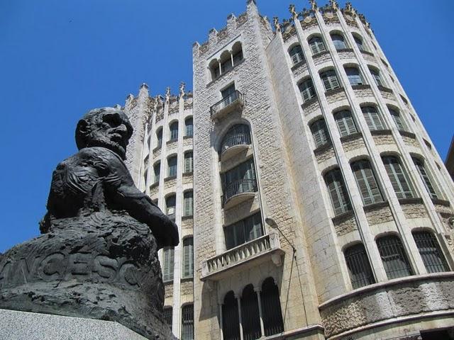 Palacios e iglesias medievales: Centro de Barcelona