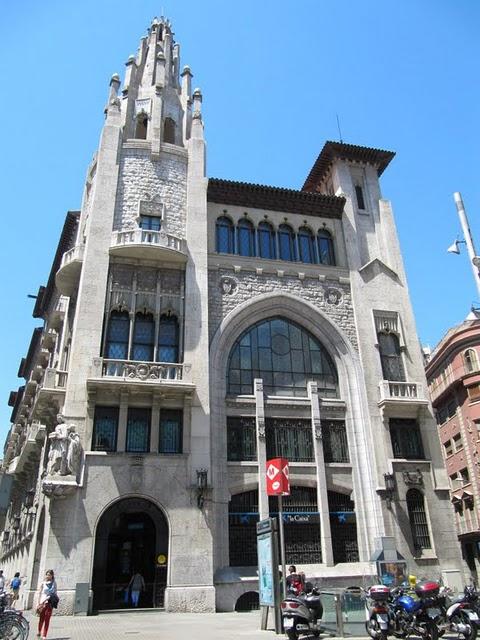 Palacios e iglesias medievales: Centro de Barcelona