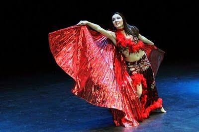 El éxito de perseguir un sueño - Cristina Samaniego, bailarina de danza oriental