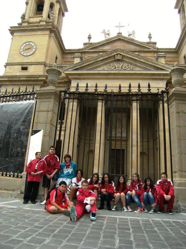 VISITA A PAMPLONA DE NUESTRA SELECCION CADETE E INFANTIL