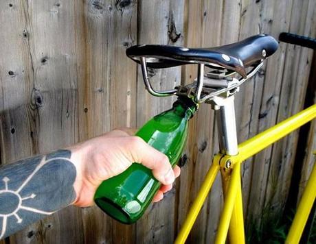 Six-Pack Frame Cinch y Road Popper :: cerveza y bicicleta