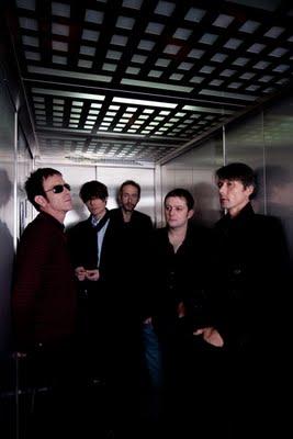 Suede Sustituye A Amy Winehouse En El BBK