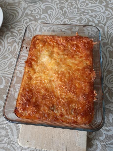 MACARRONES GRATINADOS CON QUESO Y HUEVOS