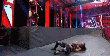 WWE RAW (13 de abril 2020) | Resultados en vivo | Becky Lynch espera retadora 4
