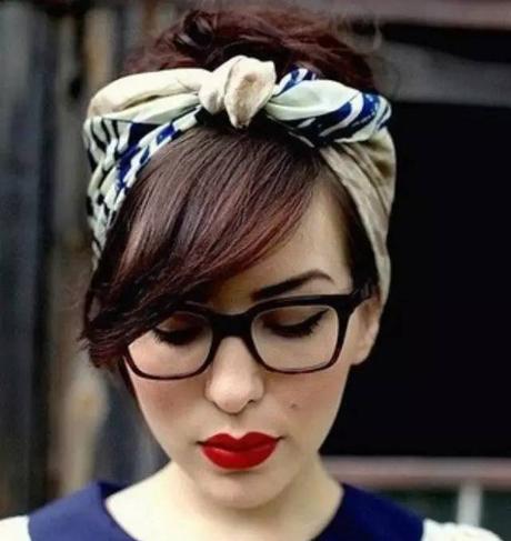 Pañuelos, turbantes y vinchas, los salvadores capilares de la cuarentena.