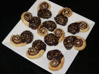 PALMERAS DE CHOCOLATE Y ALMENDRAS