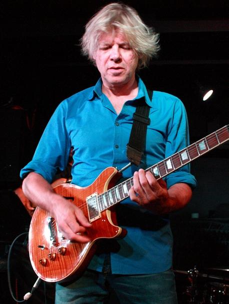 Efemérides del Rock y Heavy Metal: Que pasó un 15 de Abril Efemérides del Rock y Heavy Metal: Que pasó un 15 de Abril