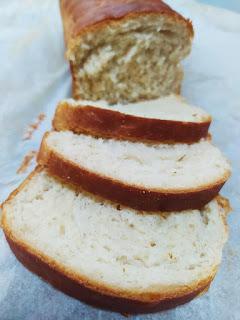 Pan de molde casero sin lácteos y sin huevo