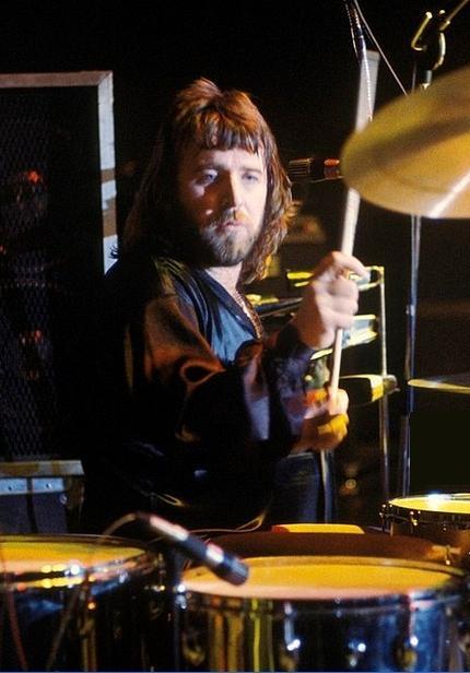 Efemérides del Rock y Heavy Metal: Que pasó un 16 de Abril Efemérides del Rock y Heavy Metal: Que pasó un 16 de Abril