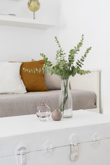 viviendas barcelona barceloneta tourist apartment spanish properties spanish house barcelona scandinavian apartment in spain piso barcelona mediterranean interiors estilo mediterráneo barcelona decor barcelona barcelona interiors apartamento turístico barcelona  