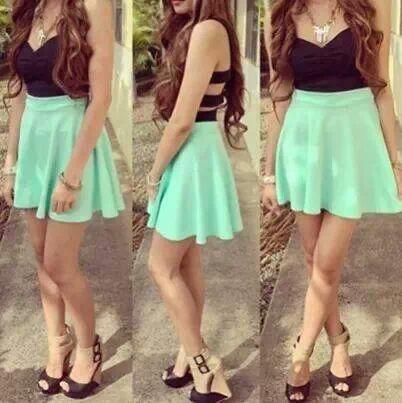 Falda Verde Corta Outfit