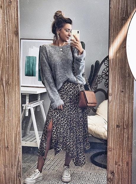 UN LOOK PARA CADA DIA DE LA SEMANA; (220) EN CASA.- UN LOOK PARA CADA DIA DE LA SEMANA; (220) EN CASA.-