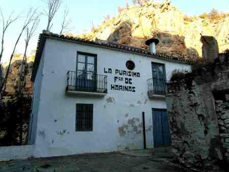 Cripta pentagonal (¡y más!) en Alhama de Granada