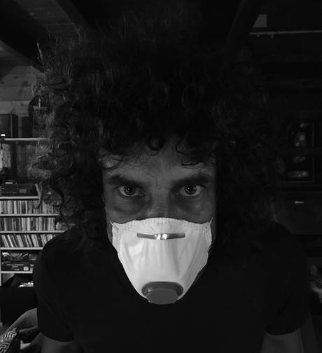 Cuestionarios del Confinamiento (46): Ivo Pérez (Muñeco Vudú)