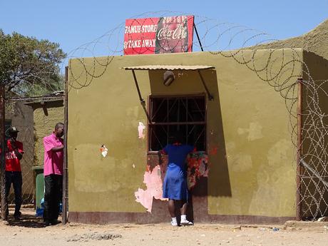 NAMIBIA: UNA VISITA AL DISTRITO DE KATUTURA EN WINDHOEK