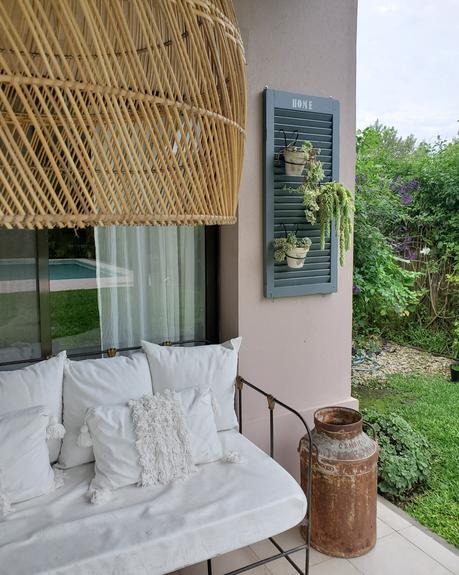 Mi postigo portamacetas y su nuevo color